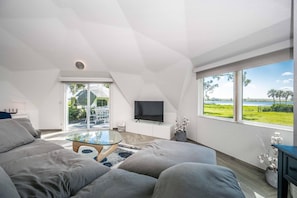 House, Accessible | 2 bedrooms, Internet, bed sheets - Sumner Lake Tiny House - Lake Sumner (Clermont)