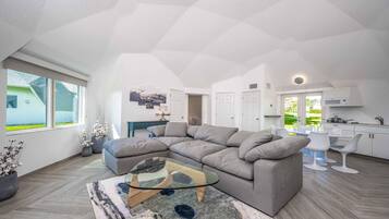 2 bedrooms, Internet, bed sheets