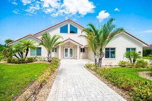 House, Accessible - Swiss 105 - Lake Olsen (Clermont)