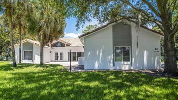 House, Accessible | 2 bedrooms, Internet, bed sheets