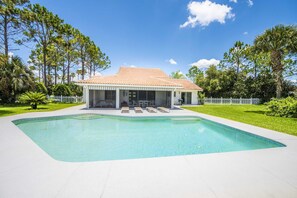 House, Accessible - Swiss 31 - Golf Course (Clermont)
