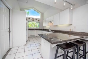 ハウス バリアフリー | 4 室のベッドルーム、インターネットアクセス