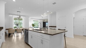 Unclassified image, 3 of 77, button - 7 Bedrooms/ 5 Bathrooms/ Champions Gate (8949 PT) (Davenport)