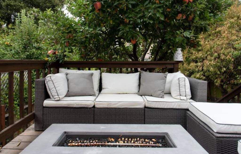 Sunny Rockridge Home