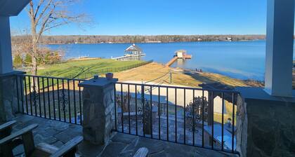 luxury living on Lake Anna! volleyball, outdoor kitchen, waterfront, firepit