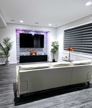 Smart TV, books