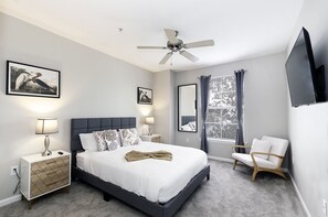 2 bedrooms, desk, iron/ironing board, free WiFi