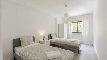 3 bedrooms, iron/ironing board, travel crib, WiFi