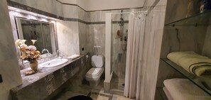 Dusche, Haartrockner