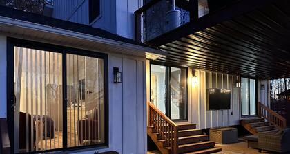 Converted barn with incredible deck and view. Pet friendly.