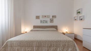 2 Schlafzimmer, Bügeleisen/Bügelbrett, Reisekinderbett, kostenloses WLAN