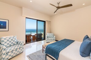 2 slaapkamers, een strijkplank/strijkijzer, wifi, beddengoed