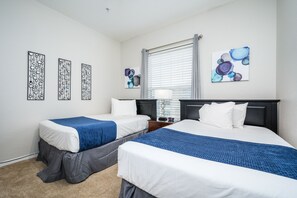 3 Schlafzimmer, Bügeleisen/Bügelbrett, Reisekinderbett, kostenloses WLAN
