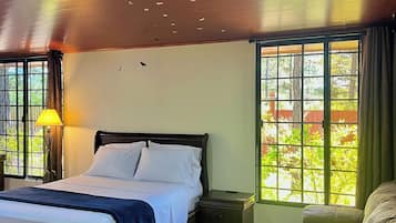 كابينة عائلية | مكواة/لوح كي وواي فاي مجانًا وملاءات أسرّة