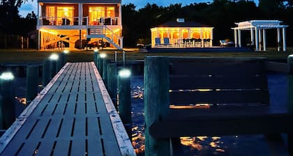 Eastern NC Country Estate~ Panoramic Water views~ Stunning Sunsets~ Mini-Resort