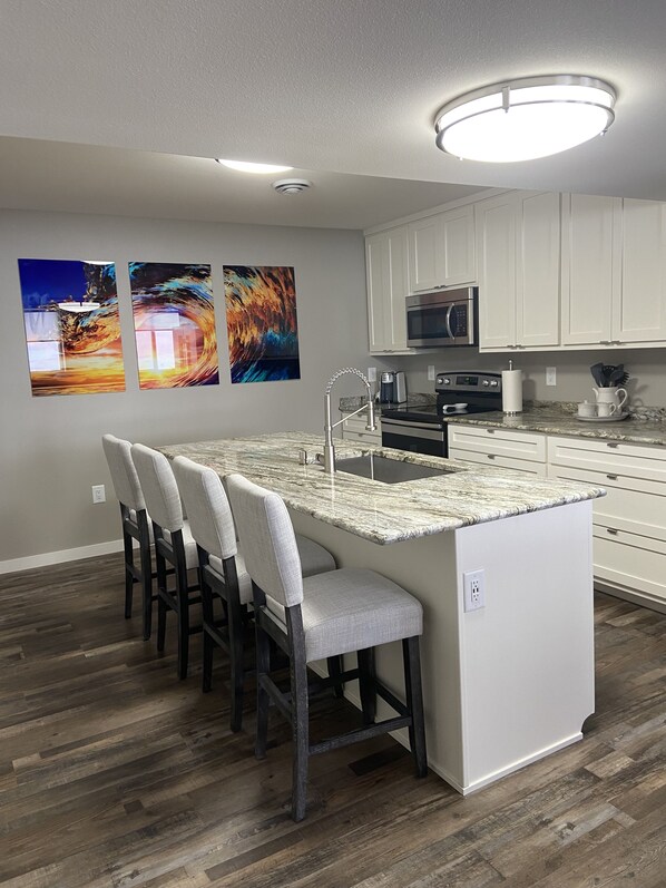 Microwave, oven, stovetop, dishwasher