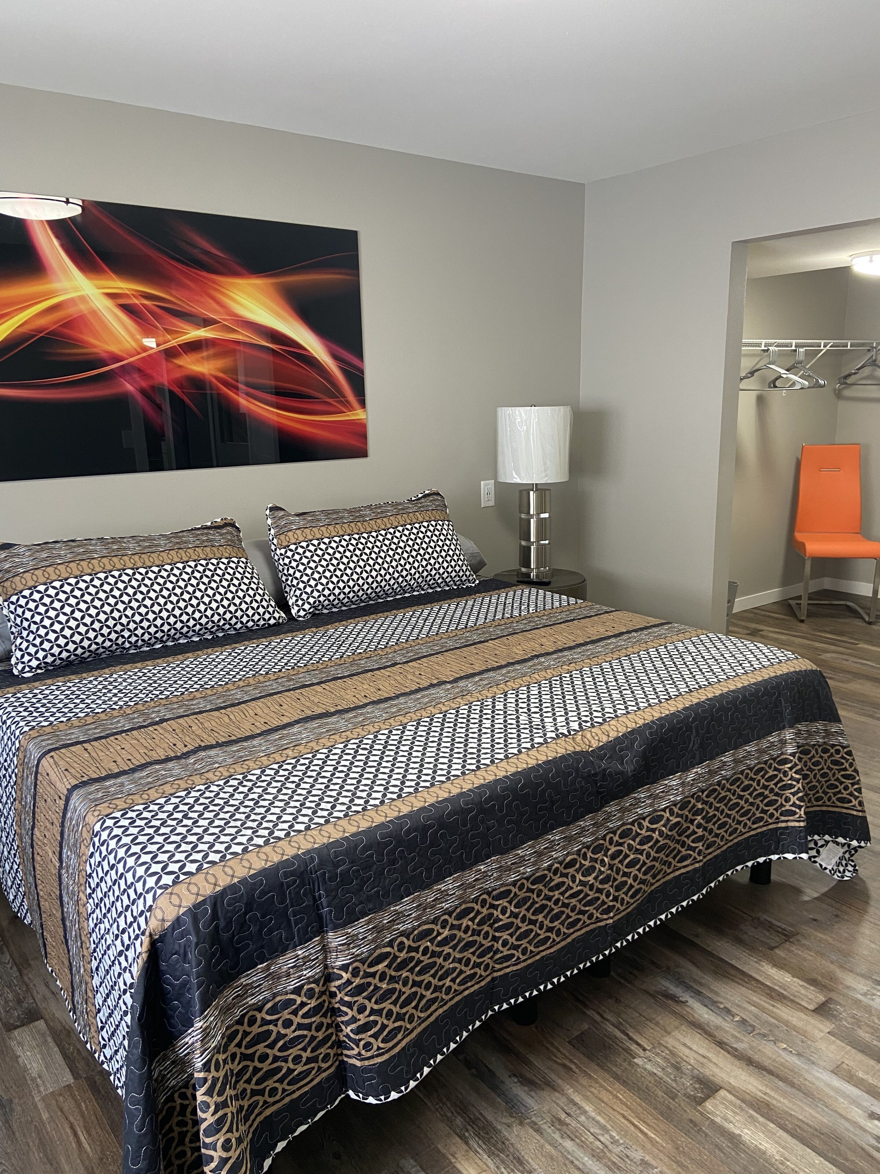 2 makuuhuonetta, silitysrauta/-lauta, Wi-Fi, vuodevaatteet