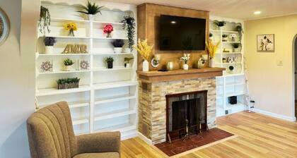 Cozy Riverside View House