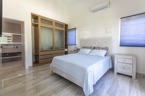 3 chambres, fer et planche à repasser, lit de bébé portatif, Wi-Fi