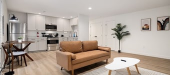 The Silo 2 - 1BD Stylish Comfort