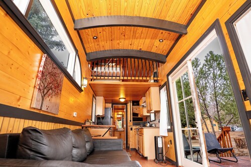 Your Adventure Hub – The Sequoia Tiny Home on River and Near Trails & Parks
