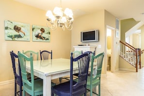 Sunset Island 19 Sunset Island Drive Dining Area