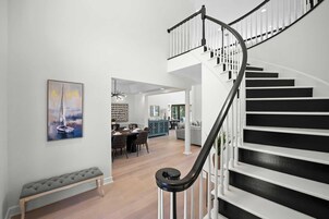 独立别墅 (Multiple Bedrooms) | 住宿内部