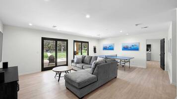 Rumah (Multiple Bedrooms) | Interior