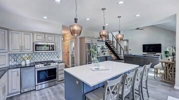 Maison (6 Bedrooms) | Intérieur