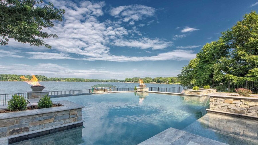 Azalea Retreat - The Cottage by Avantstay Pool