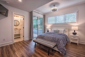 House (5 Bedrooms) | Interior - Azalea Retreat - The Cottage by Avantstay Pool (Sherrills Ford)