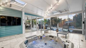 Villa (5 Bedrooms) | Interior