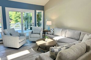 Villa (5 Bedrooms) | Interior