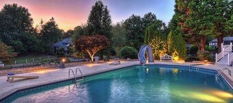 Lakefront Home w Pool, Dock, Fire Pit & Game Room Sip, Sip Away by Avantstay