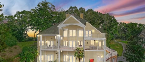 Casa (6 Bedrooms) | Vista frontal de la propiedad