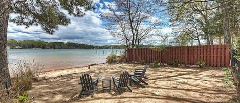 House (6 Bedrooms) | Front of property