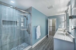Interior - Laid Back Lake Life by Avantstay Waterfront View (Mooresville)