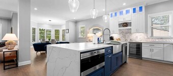 Laid Back Lake Life by Avantstay Waterfront View