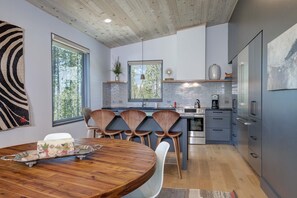 Coffee/tea maker - 12 Lake Cabin (3-Bedroom Home) by Moonlight Basin Lodging (Big Sky)