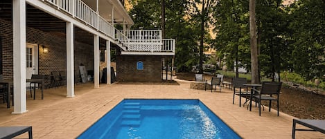 House (5 Bedrooms) | Front of property