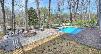 Porch Paradise by Avantstay New Pool, Firepit