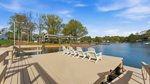 House (4 Bedrooms) | Interior - Kool Breeze by Avantstay Boat Ramp + Hot Tub (Denver)