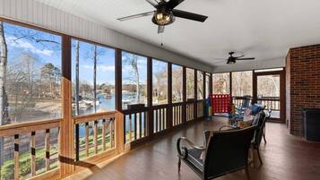 單棟房屋 (Multiple Bedrooms) | 內部