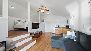 Talo (4 Bedrooms) | Sisätilat