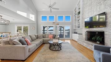 House (4 Bedrooms) | Interior