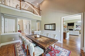 Interior - Dock Holiday by Avantstay Custom Home + New Dock (Huntersville)