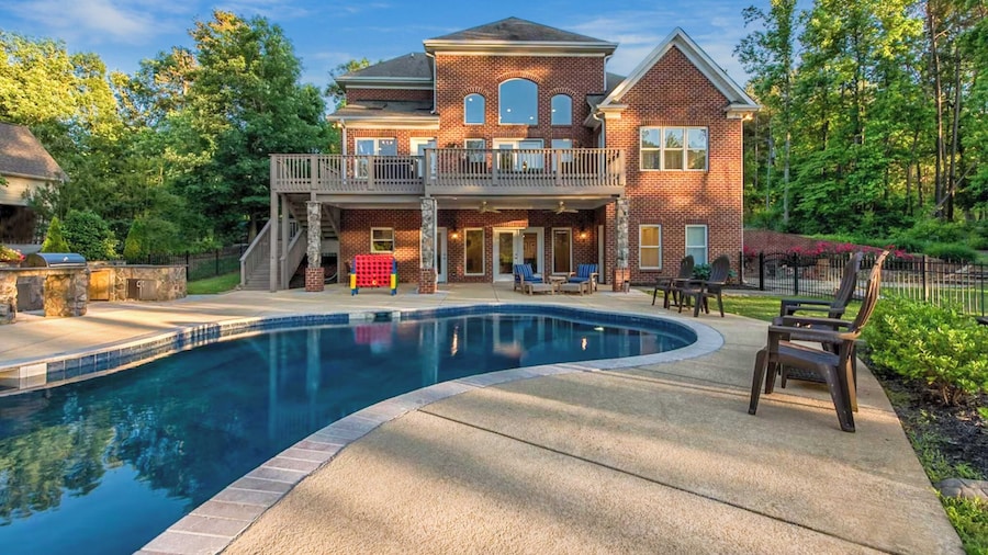 Lake Escape by Avantstay Lakefront, Private Dock