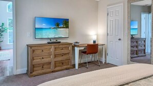 3 habitaciones, escritorio, tabla de planchar con plancha y wifi gratis 