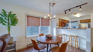 Dining - Cozy Condo w/ Balcony & Views in Beech Mountain! (Beech Mountain)