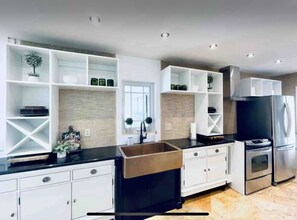 Fridge, microwave, stovetop